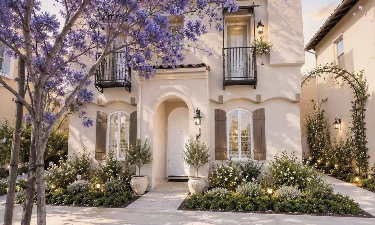 Irvine House | Irvine Great Park Beacon 3 B &4 B two story house