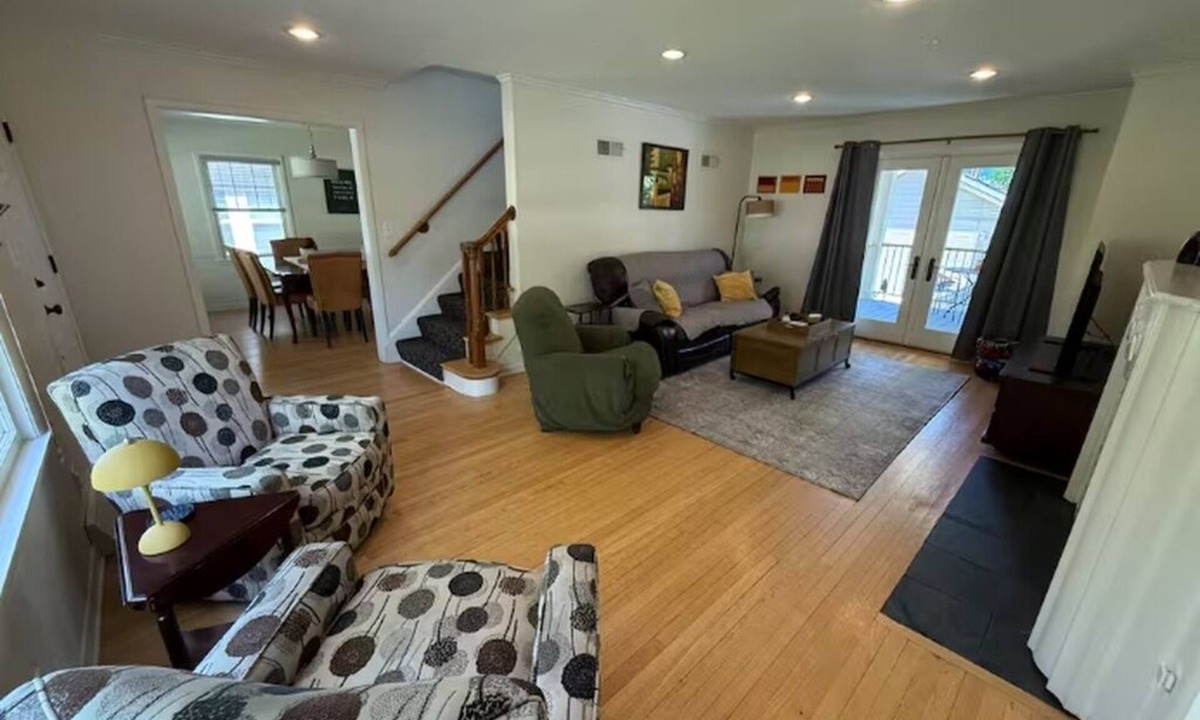 South Kansas City House | Kansas City Home 15 minutes from World Cup!