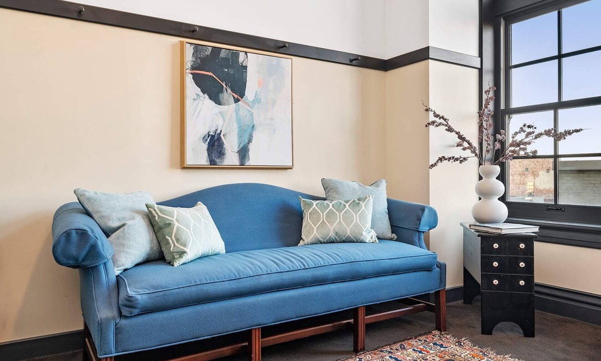 East Liberty Apartment | Kasa | Uniquely Designed Suite Near Carnegie Museum | The Maverick