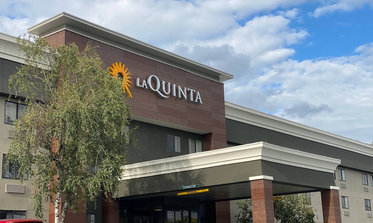 Harrisburg - Hershey Hotel | La Quinta Inn & Suites by Wyndham Harrisburg Airport Hershey