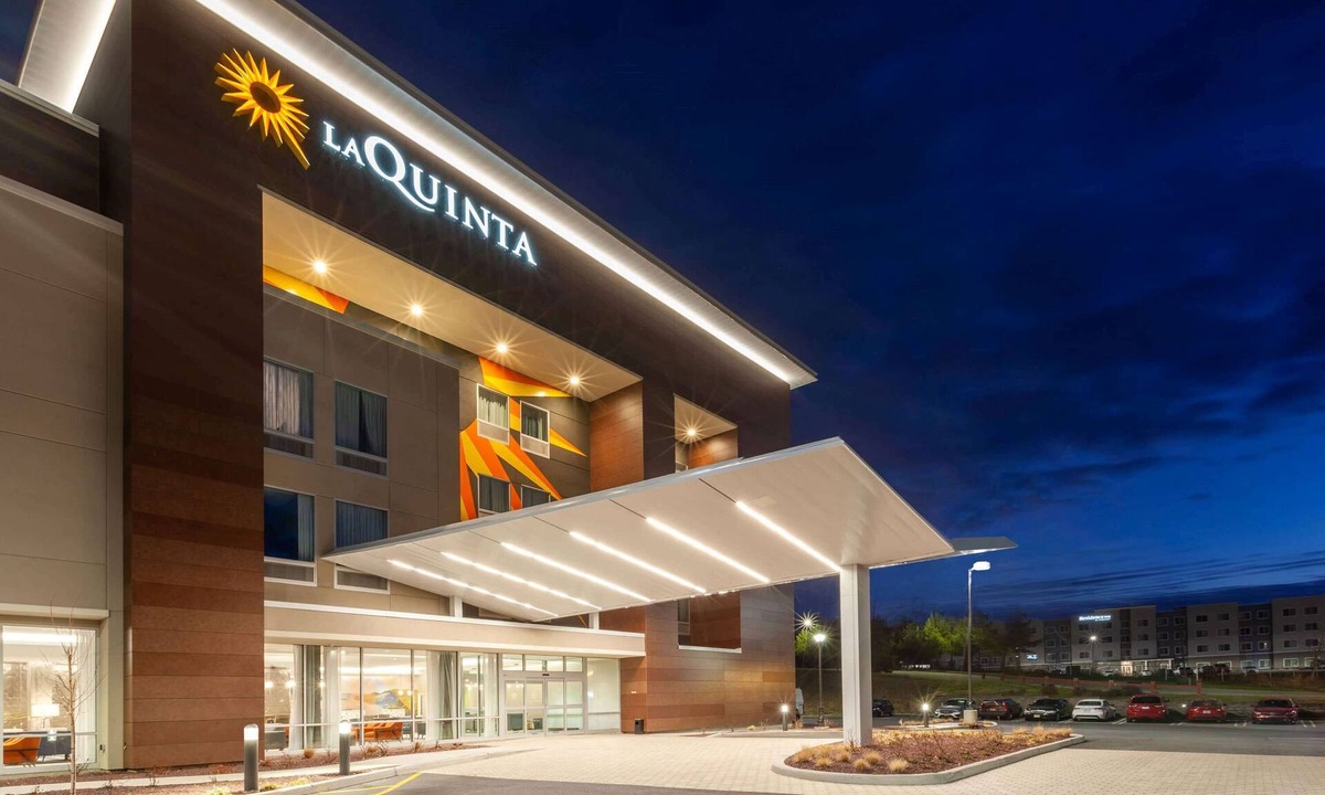 Scotchtown Hotel | La Quinta Inn & Suites by Wyndham Middletown-Goshen