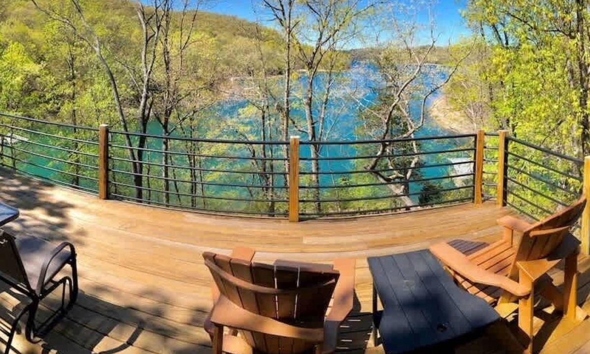 Sylvan Shores House | Lake Front Access, Views, Firepit, Kayaks, Family