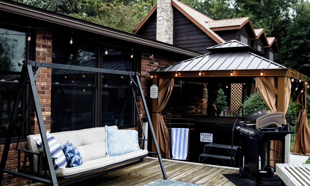 Lakeview House | Lake Home Getaway ~ Pets Welcome!