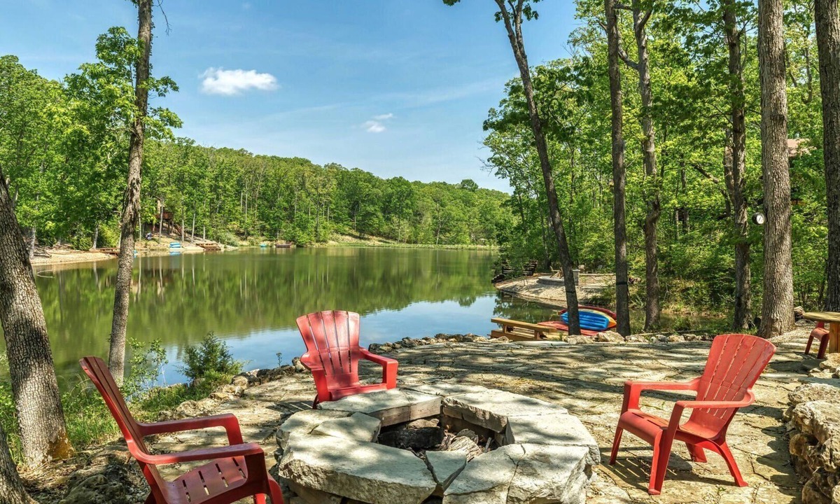 Innsbrook Cottage | Lakefront A-Frame with Private Dock