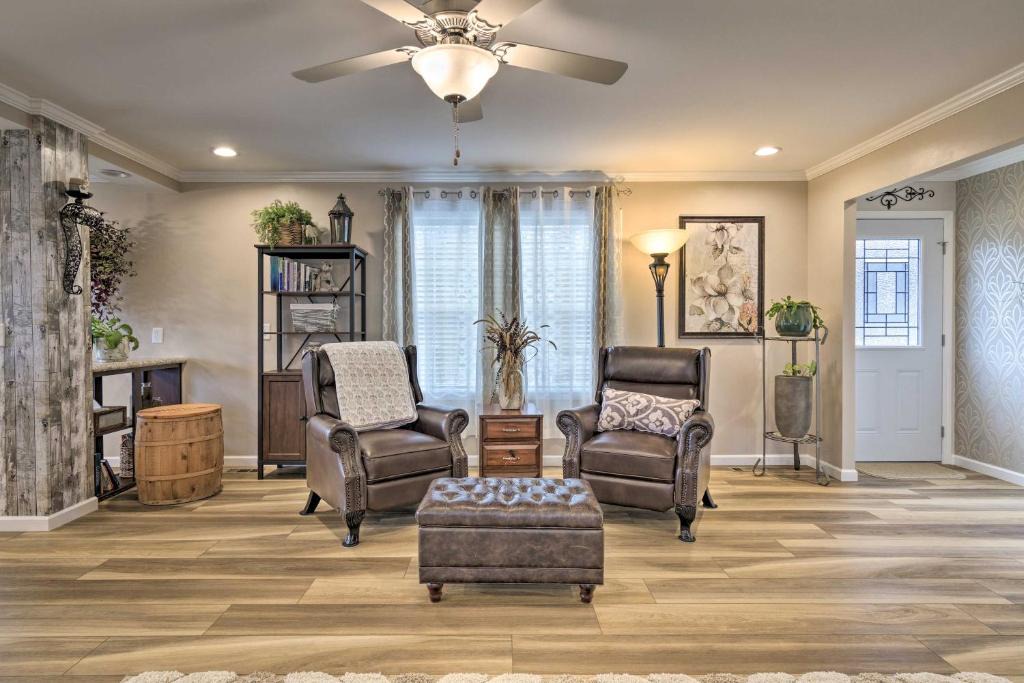 Bridgeport House | Lakefront Home w/Deck, Fishing Dock & Canoe!