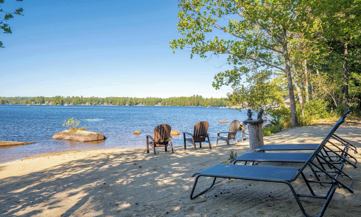 Lebanon House | Lakefront Home with Private Beach Access & Hot Tub