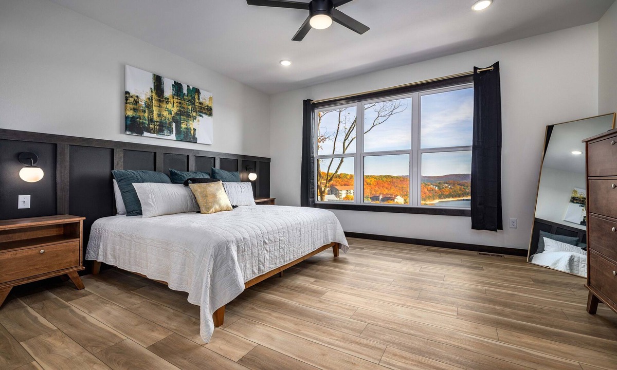 Kimberling City House | Lakefront Luxury Lodge ★ Private Dock 2 Resort Pools Best Lake Views