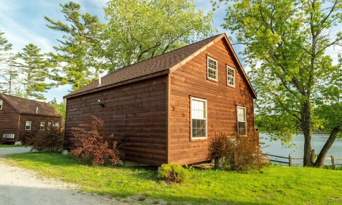 Bethlehem Cabin | Lakefront Two King Cabin White Mountains
