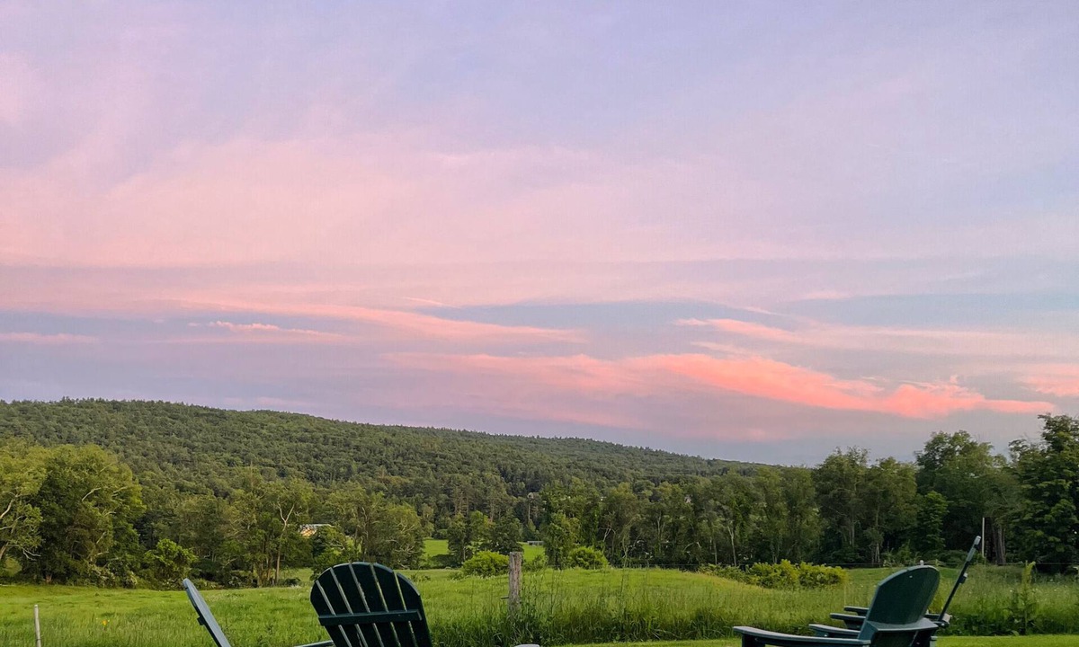 Walpole House | Large Farmhouse with expansive views, firepit 15 min north of Keene