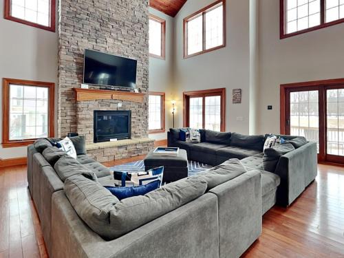 Waterfront Greens House | Limitless Joy