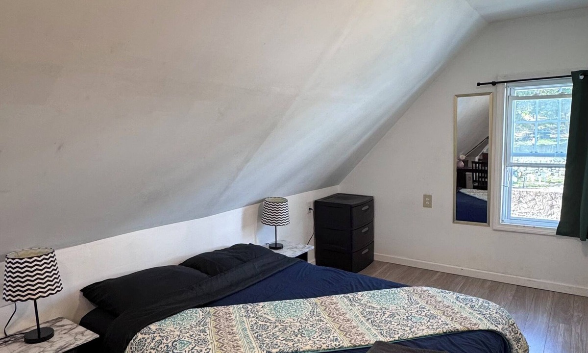 Malden Apartment | Loft Private Studio w/Washer & Dryer — Near Boston Transit