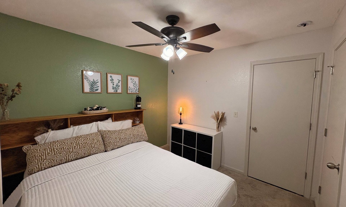 Oak Grove House | Lovely 3-bedroom house with AC in charming Oak Grove 25 MINUTES TO WORLD CUP