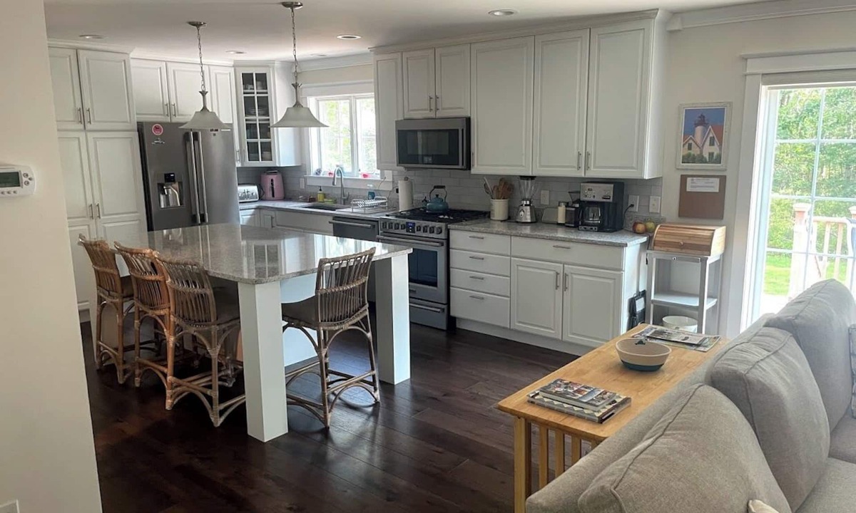 West Tisbury House | Lovely spacious MV 3-bdr, 3 bath island home, sleeps 12, air and comm. pool.