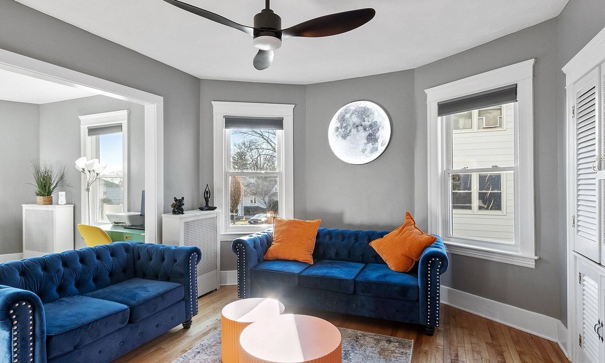 Worcester Apartment | Luxurious 2 BD next to UMass sleep up to 8 with Gym