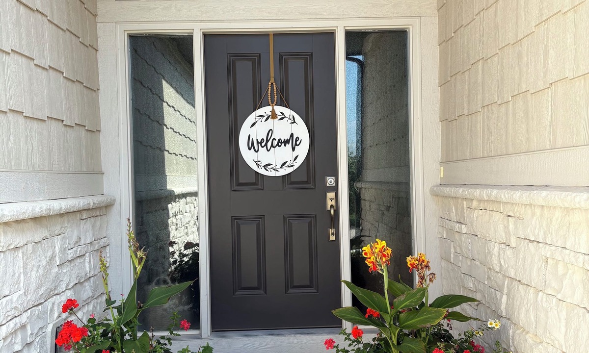Olathe House | Luxury Home - Quiet Neighborhood - Golf Course Sunset Views - Beautiful Interior