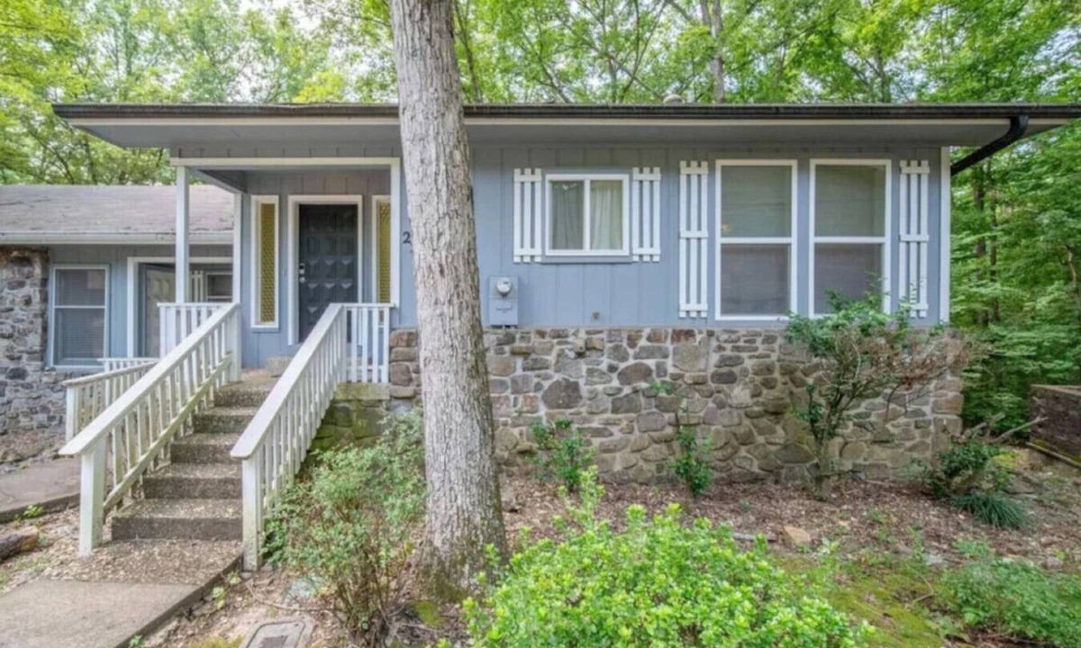 Hot Springs Village Villa | Luxury Living On Macotera Place