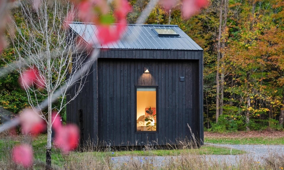 Brownsville Cabin | Luxury Loft With Solo Fire Pit & Trails Close to Okemo & Ascutney EV Charger