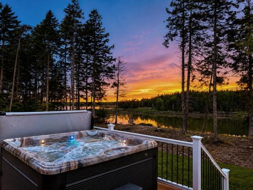 Steuben House | Luxury Waterfront Retreat with Hot Tub Near Acadia