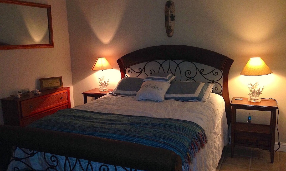 Makaha Apartment | MAKAHA CONDO NEAR BEACH/GOLF
