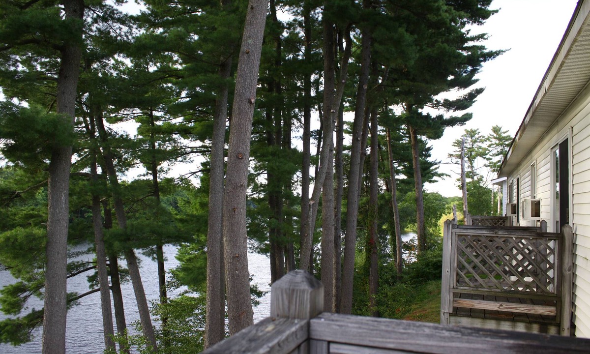 Milford Hotel | Milford Motel On The River