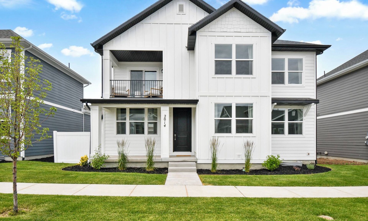 Heber House | Modern 6br near skiing, luxe, sleeps 12, hot tub