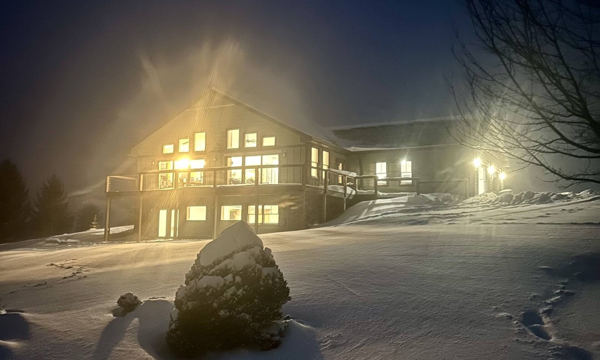Davis Cabin | Modern Cabin Facing Canaan Valley Ski Slopes