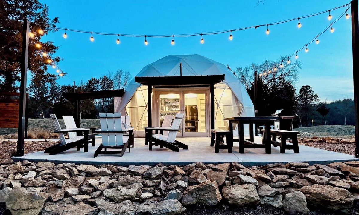 Ashland House | Modern Dome | 2 Bed, 1 Bath
