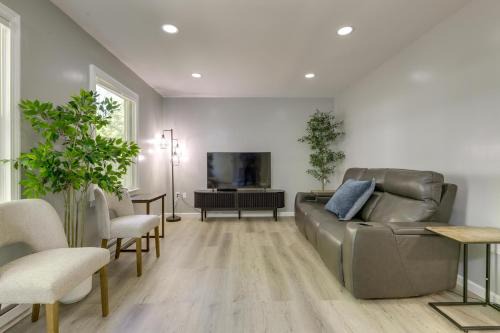 Groton House | Modern Home Minutes to Mystic, Casinos and Ocean