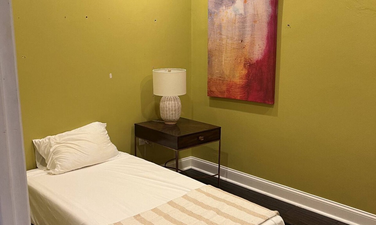 Parkersburg Apartment | Modern living conveniently located on Market Street in downtown Parkersburg
