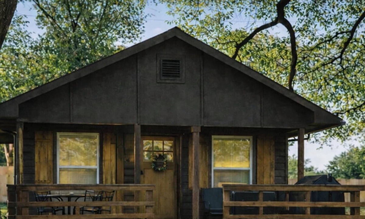 Cleora Cabin | Modern luxury- Rustic Charm