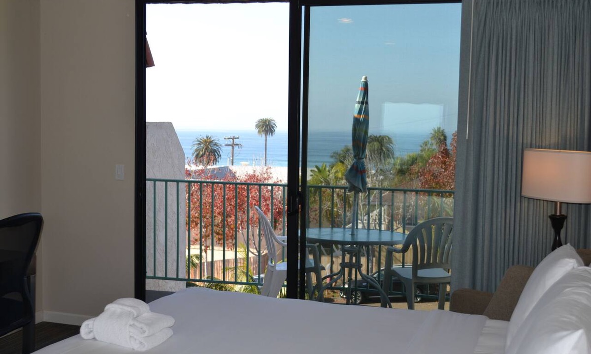 Encinitas Hotel | Moonlight Beach Motel
