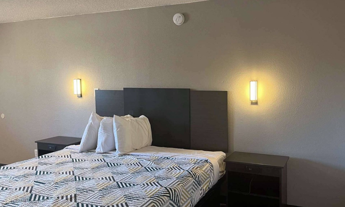 Hurricane Hotel | Motel 6 Hurricane, WV