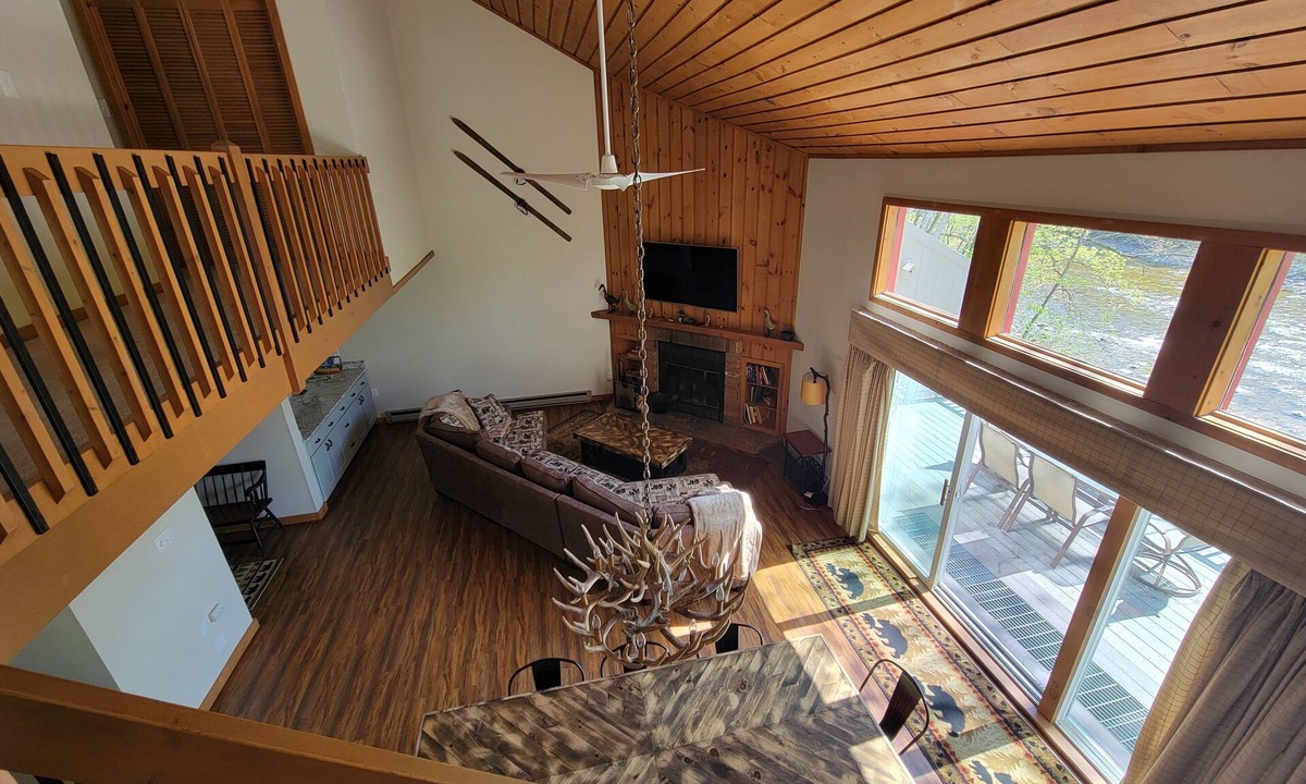 Lincoln House | Mountain Home with A/C + Spectacular Views Of Loon