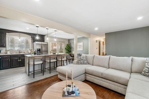 Nall Hills House | Nall Hills Gem! Great location & new interior!