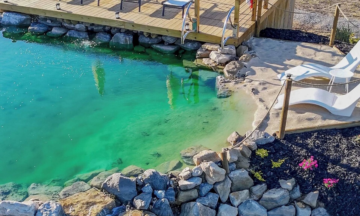 Creola Cabin | Nature Cabin Access to Swimming Hole Sauna 3 mi from Hocking Hills St Pk