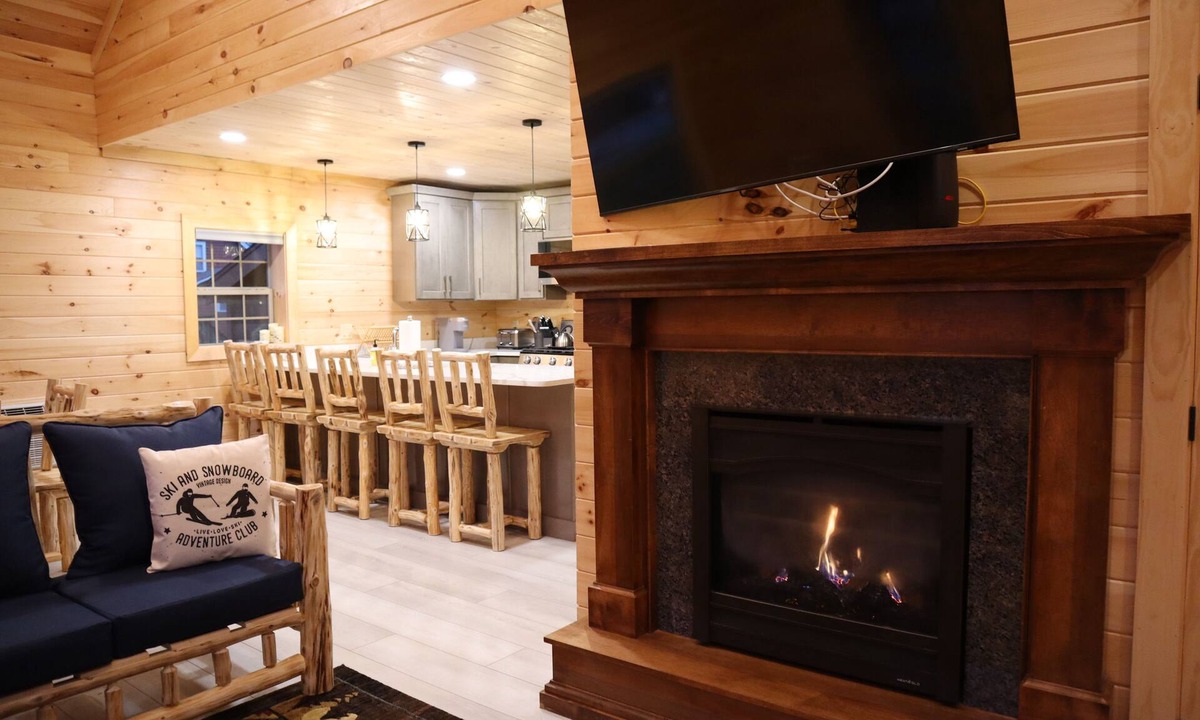 Lincoln House | Newly Built Home: Perfectly Located Near Loon Mountain & Downtown Lincoln, NH!