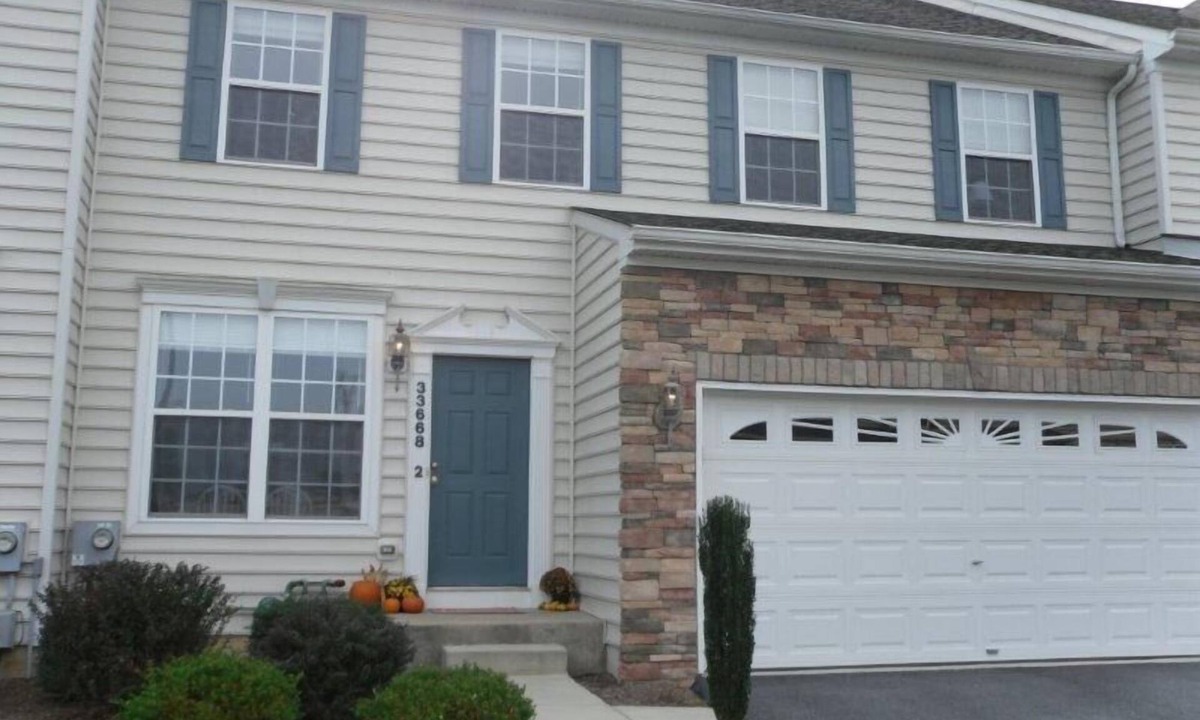 Lewes House | Newly furnished, large, bright, beach house in the heart of it all!