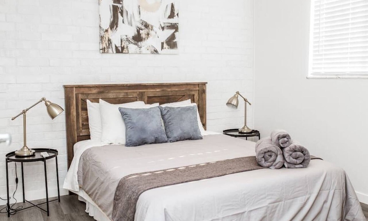 University District Apartment | Newly Renovated(D) OSU/Central ❤Near EVERYTHING!