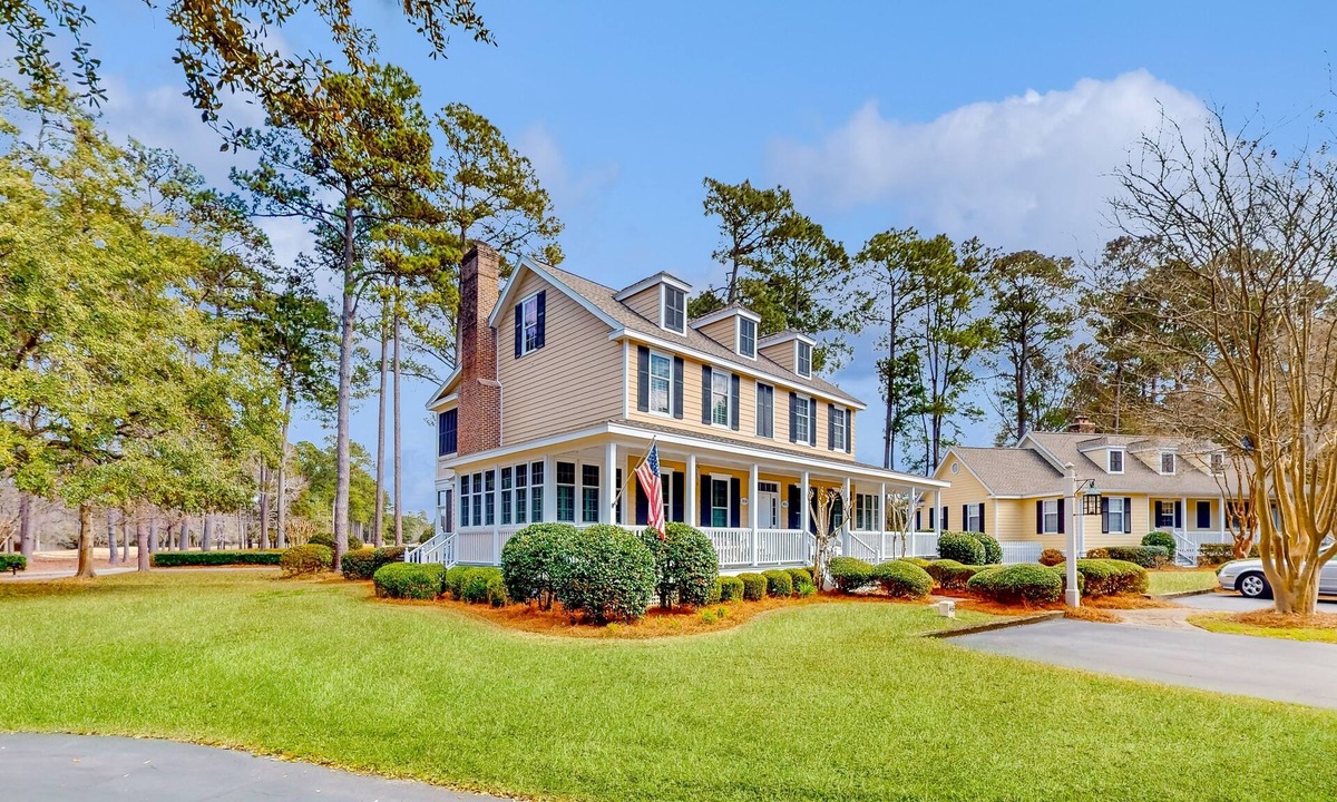 Murrells Inlet Condo | Oak Grove Cottages 3045 | Condo in Murrells Inlet with pool, golf views, hot tub