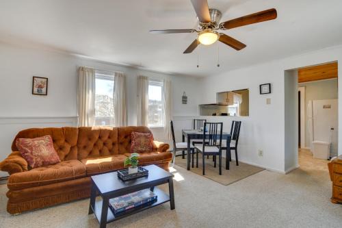 Oakland Apartment | Oakland Apt on Messalonskee Lake w/Dock Access!