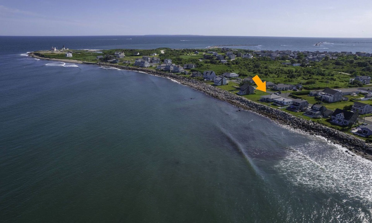 Point Judith House | Ocean Front, Views of Point Judith Lighthouse, A/C