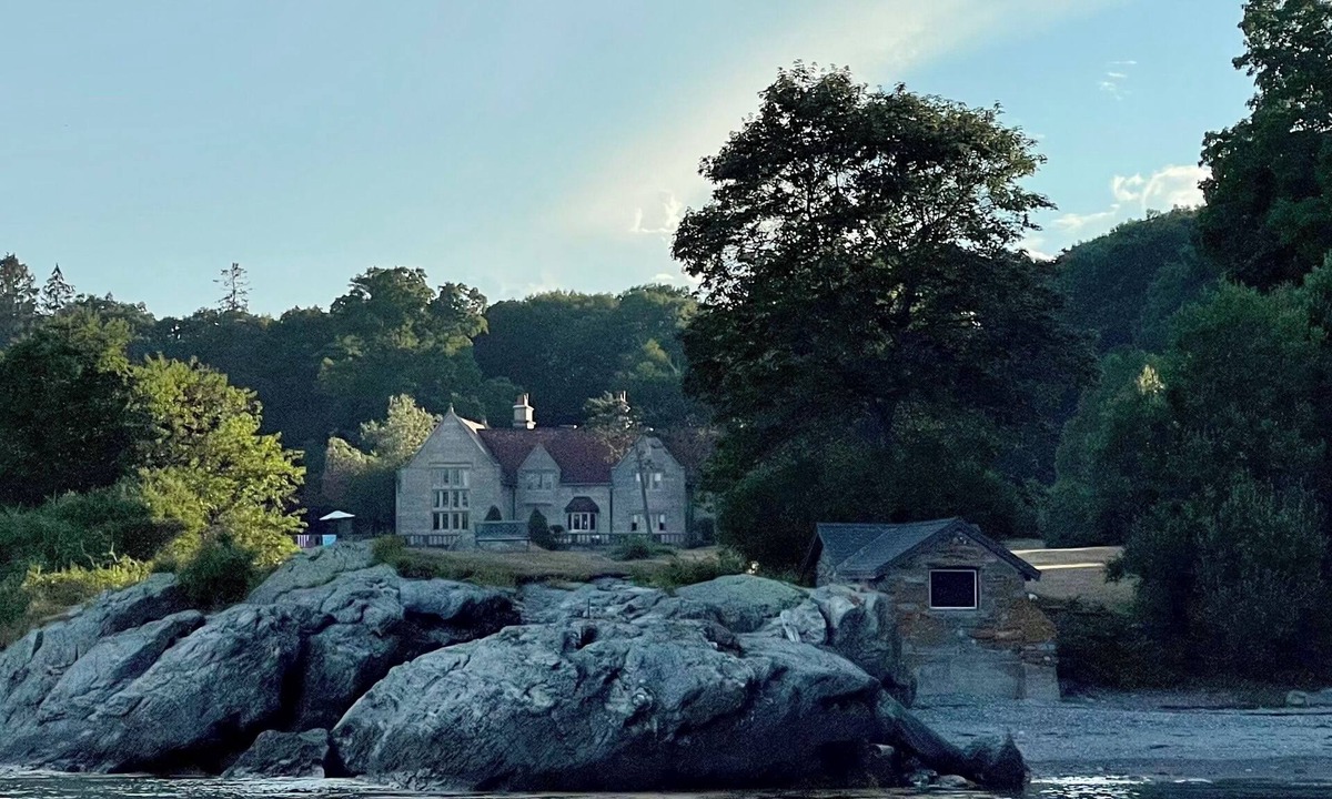Pond Cove House | Oceanfront Castle Estate and Private Beach.