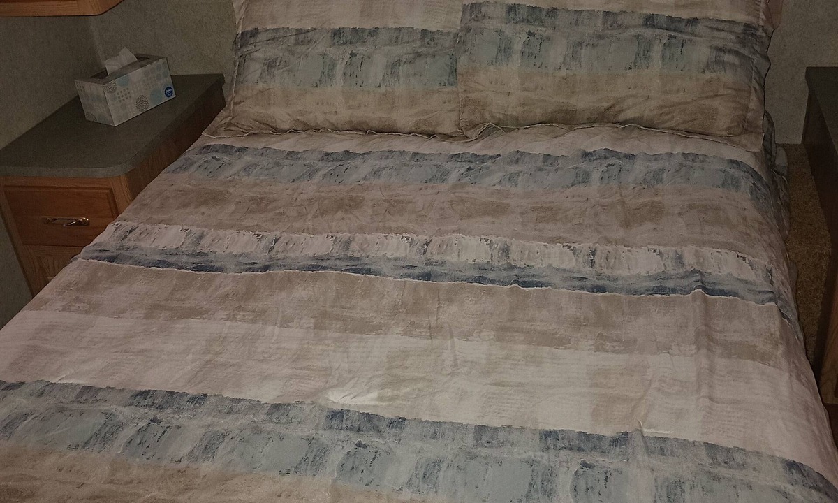 Foster House | Ohio river camping