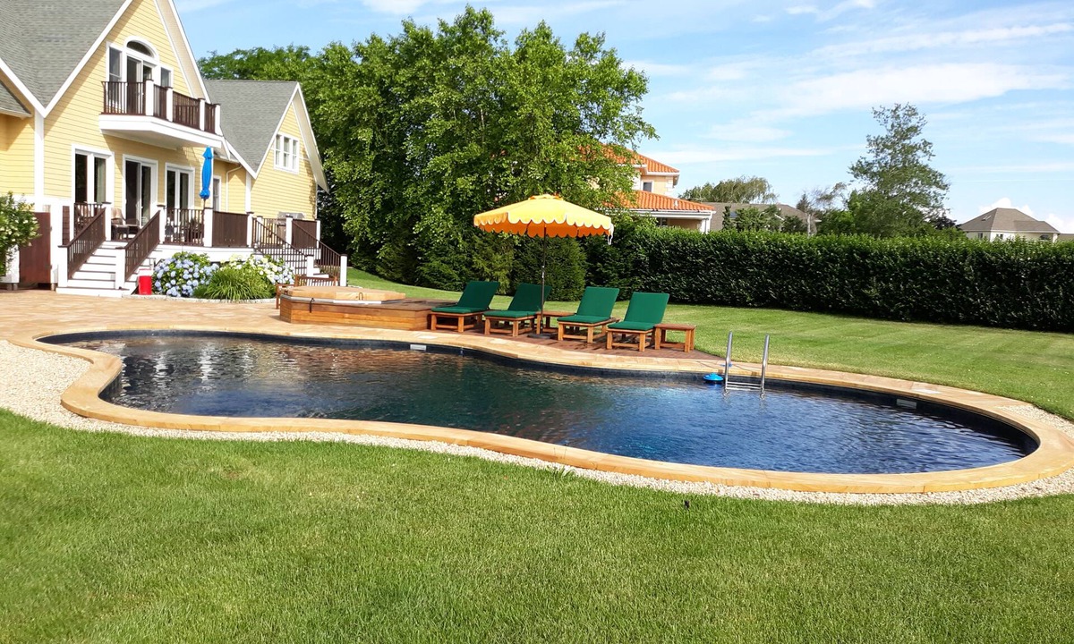 Orient House | Orient Point Vacation Home Saltwater Pool and Five Bedrooms Book Summer Now
