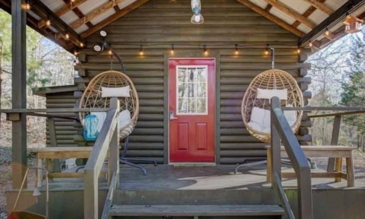 Mount Ida Cabin | Ouachita Crystal Cabin 1 a couples/single retreat
