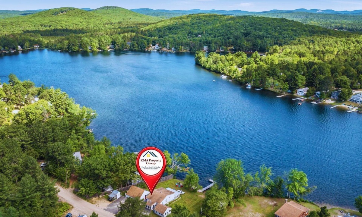 Shapleigh House | Our charming cottage and bunkhouse invites you to experience a lakeside getaway!