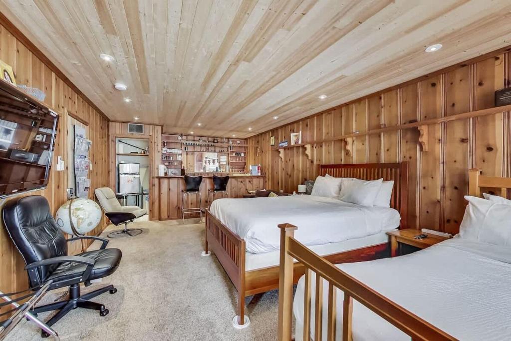 Parkside Apartment | Outer Sunset Private Studio AC WD Patio