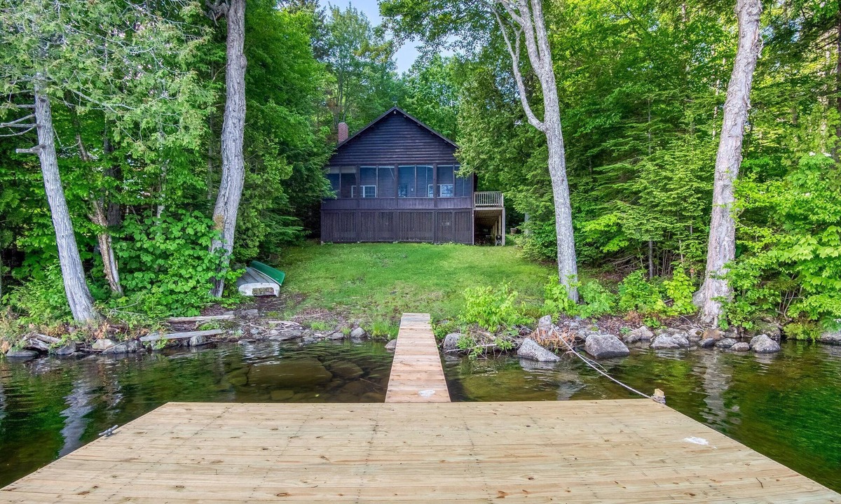 Rangeley House | Parris - Beautiful private spot on Rangeley Lake!