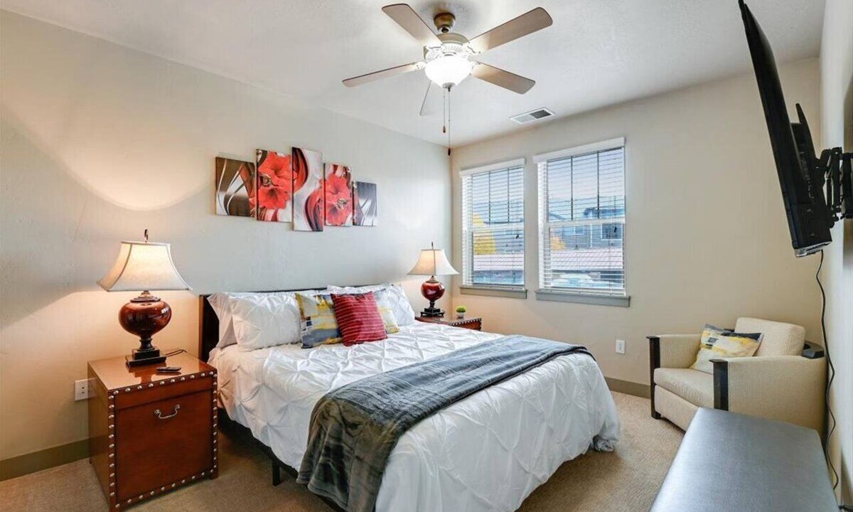 South Jordan Apartment | Peaceful 1BR/1BA, No Stairs – Near Trails, Parks & Outdoor Fun, Spring & Summer!
