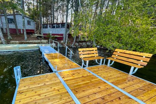 Mount Desert House | Peaceful 2BR Lakefront Cabin w/New Dock